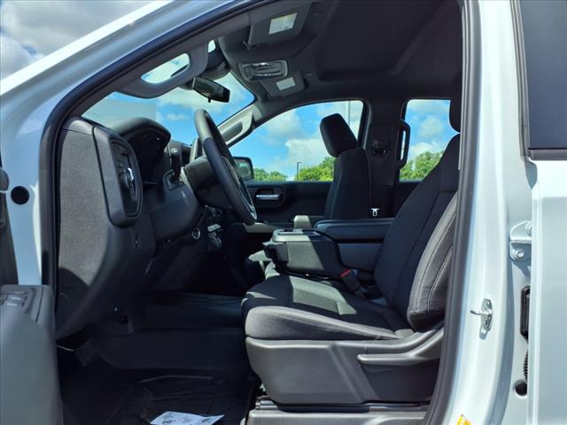 new 2025 Chevrolet Silverado 1500 car, priced at $40,645
