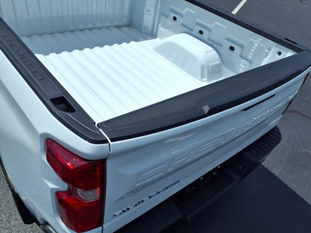 new 2025 Chevrolet Silverado 1500 car, priced at $40,645