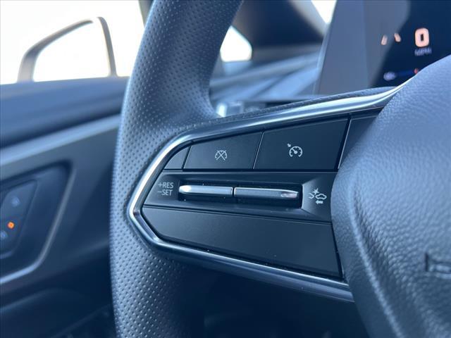 used 2025 Chevrolet Equinox EV car, priced at $32,990