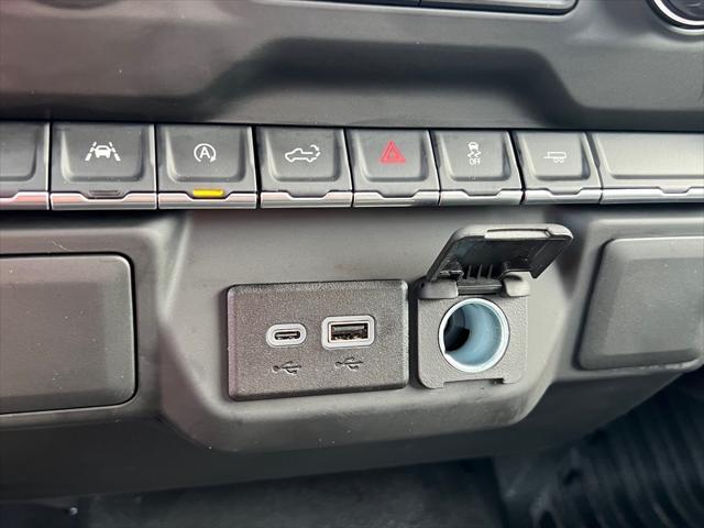 used 2024 Chevrolet Silverado 1500 car, priced at $39,990