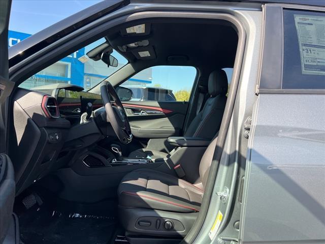 new 2025 Chevrolet TrailBlazer car, priced at $27,890