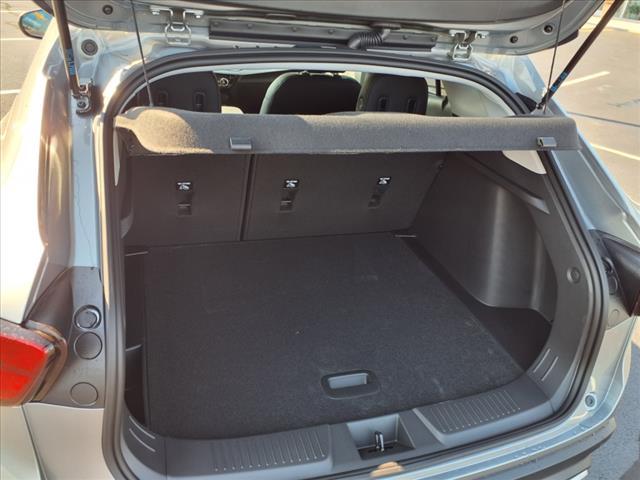 new 2025 Chevrolet Trax car, priced at $24,975