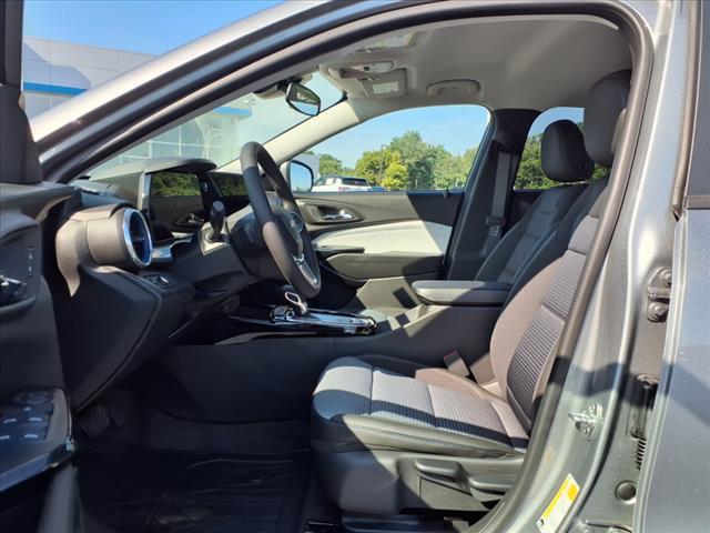 new 2025 Chevrolet Trax car, priced at $24,975