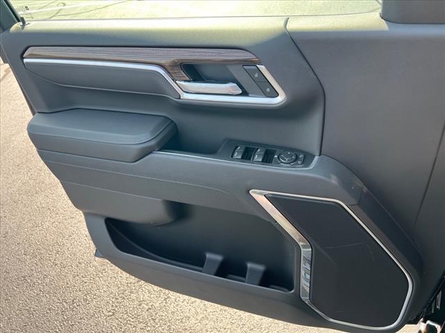 new 2025 Chevrolet Silverado 1500 car, priced at $47,370