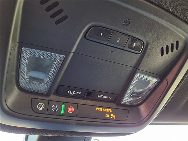 used 2023 Chevrolet Traverse car, priced at $26,990