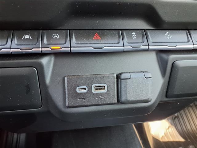 used 2024 Chevrolet Silverado 1500 car, priced at $39,990