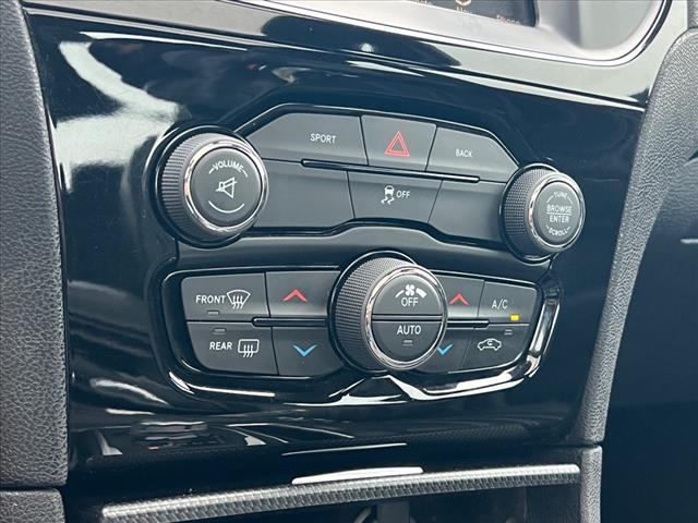 used 2016 Chrysler 300 car