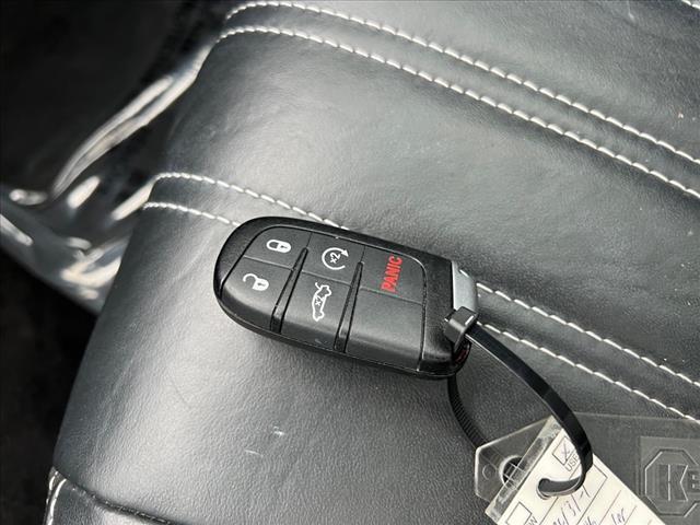 used 2016 Chrysler 300 car