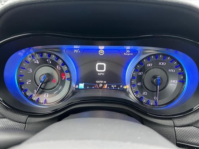 used 2016 Chrysler 300 car