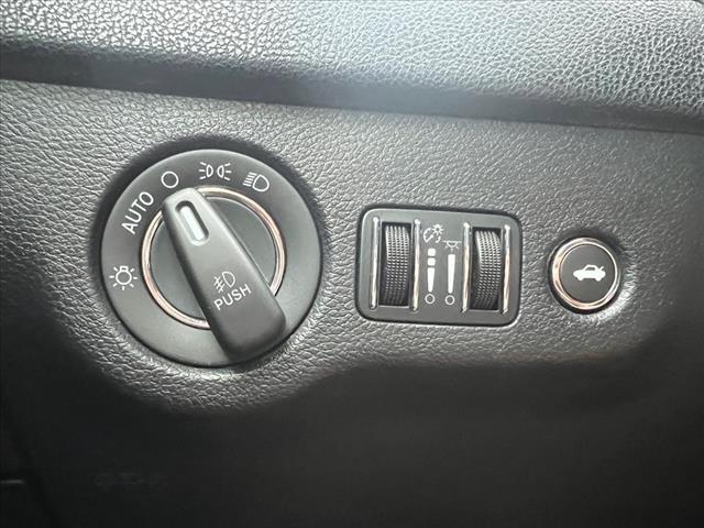 used 2016 Chrysler 300 car