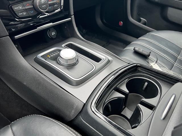 used 2016 Chrysler 300 car