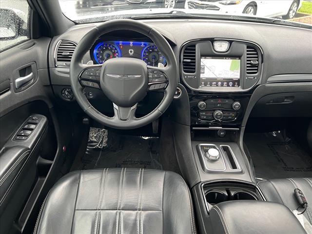 used 2016 Chrysler 300 car