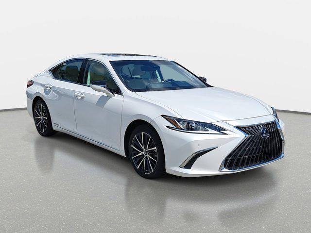 used 2022 Lexus ES 300h car, priced at $37,981