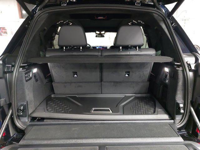 new 2026 BMW X7 car, priced at $127,485