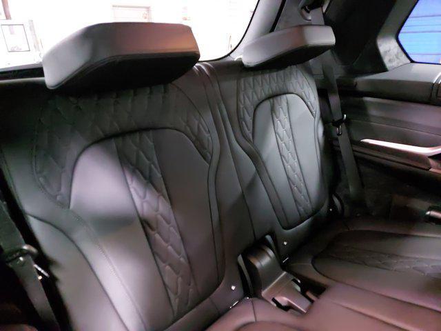new 2026 BMW X7 car, priced at $127,485