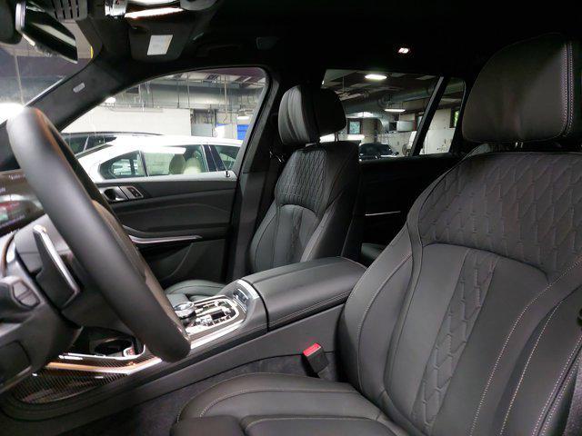 new 2026 BMW X7 car, priced at $127,485