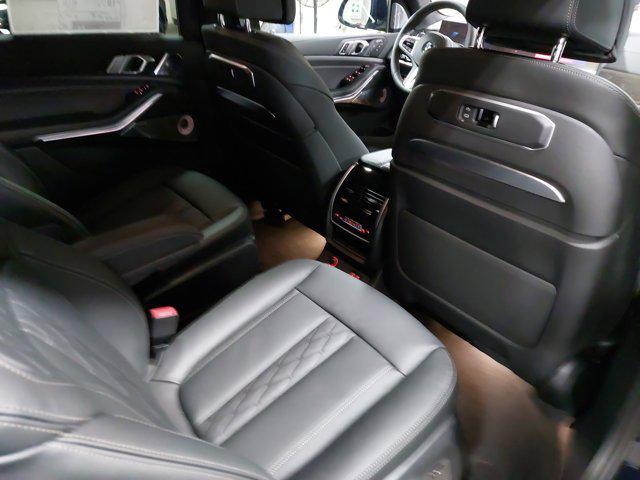 new 2026 BMW X7 car, priced at $127,485