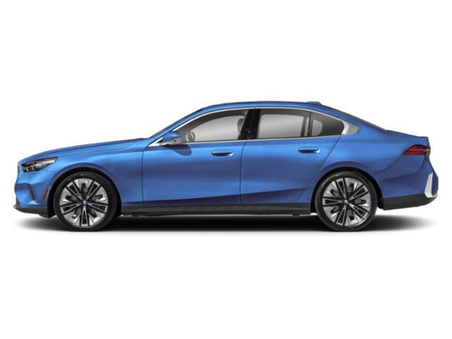 new 2025 BMW 540 car, priced at $77,175