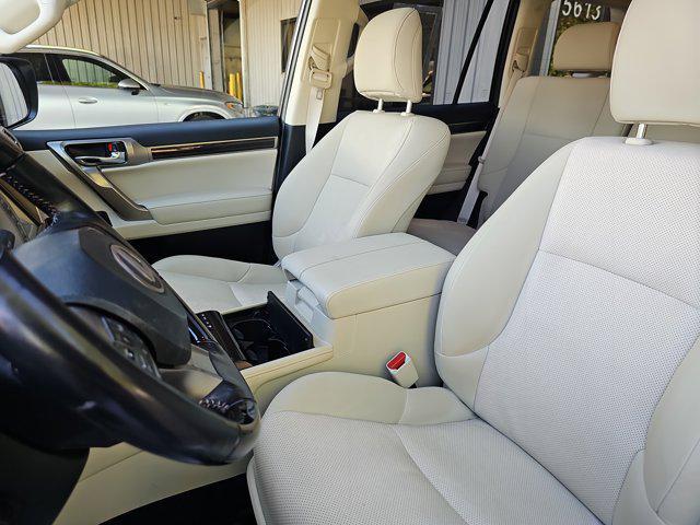 used 2020 Lexus GX 460 car, priced at $42,284