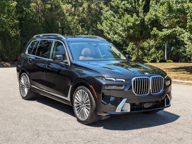 new 2025 BMW X7 car, priced at $93,425