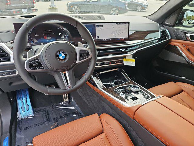 new 2025 BMW X7 car, priced at $120,025