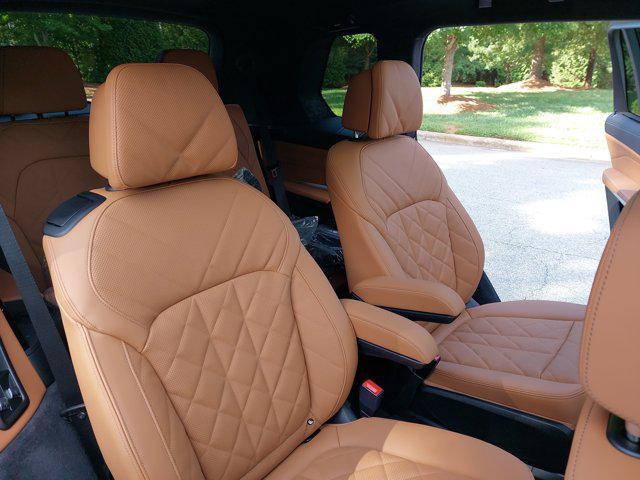 new 2026 BMW X7 car, priced at $100,545