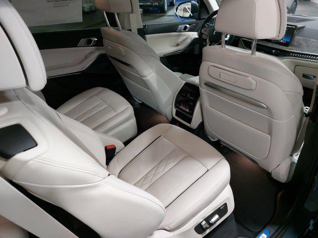 new 2026 BMW X7 car, priced at $97,505