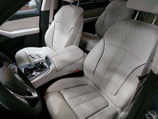new 2026 BMW X7 car, priced at $97,505