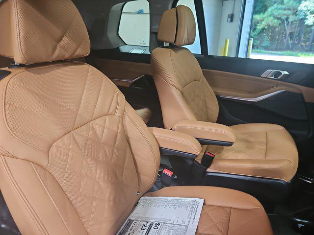 new 2026 BMW X7 car, priced at $97,785