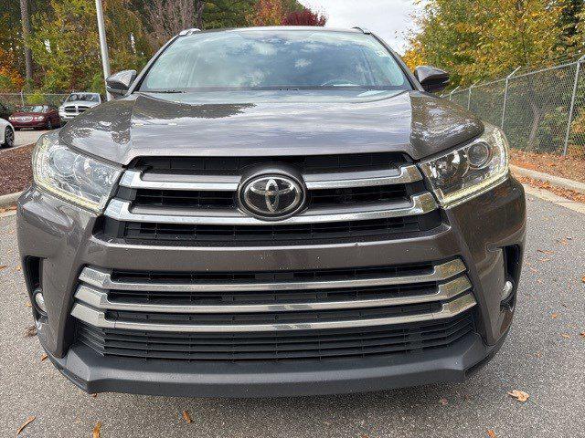 used 2017 Toyota Highlander car, priced at $24,872