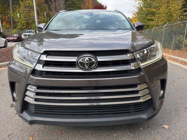 used 2017 Toyota Highlander car, priced at $24,872