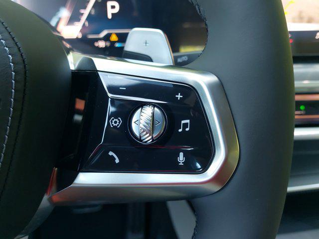 new 2025 BMW 760 car, priced at $140,285