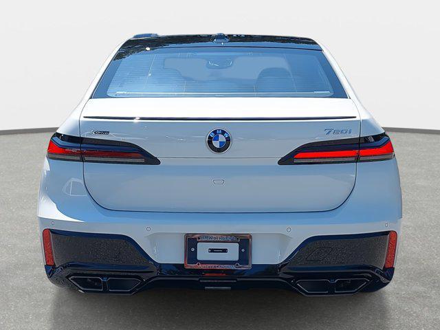 new 2025 BMW 760 car, priced at $140,285