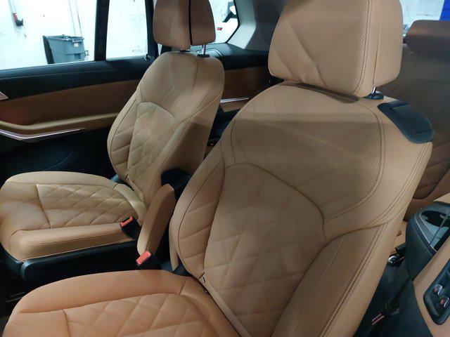 new 2026 BMW X7 car, priced at $92,605