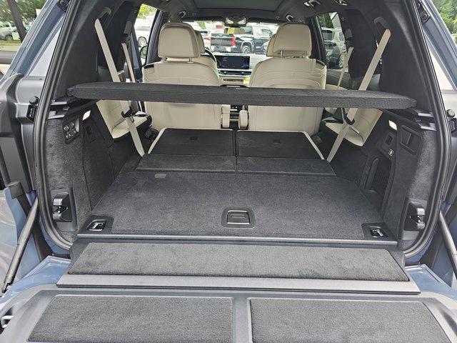 new 2026 BMW X7 car, priced at $99,325