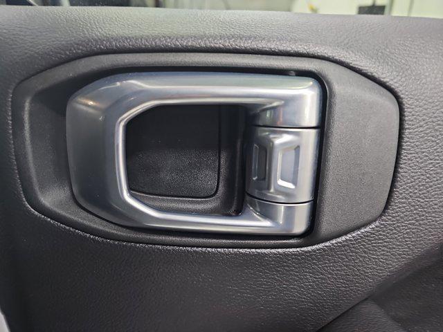 used 2021 Jeep Wrangler Unlimited car, priced at $32,122