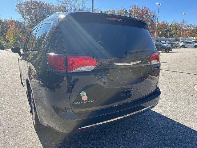 used 2017 Chrysler Pacifica car, priced at $14,981