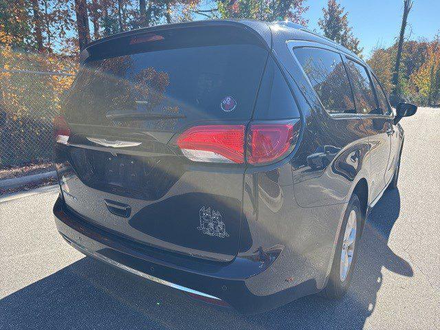 used 2017 Chrysler Pacifica car, priced at $14,981