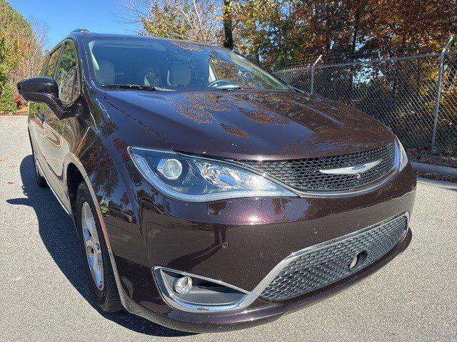 used 2017 Chrysler Pacifica car, priced at $14,981