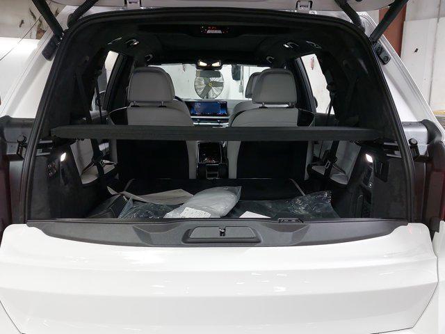 new 2026 BMW X7 car, priced at $94,055