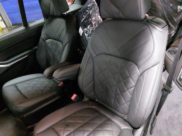 new 2026 BMW X7 car, priced at $98,285