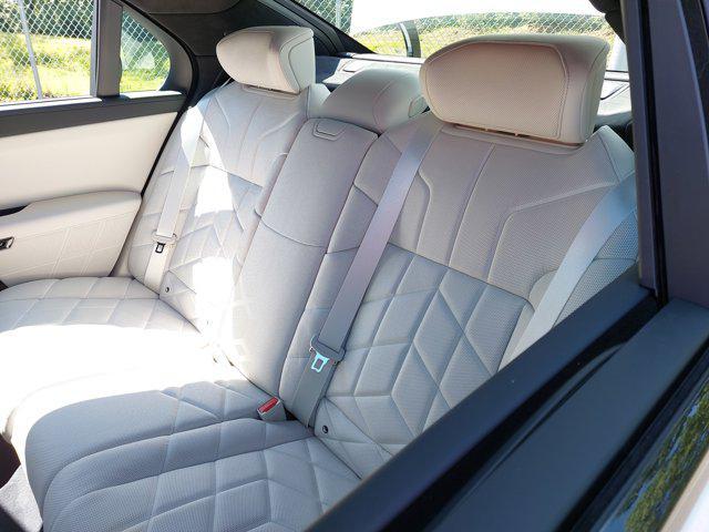 new 2025 BMW 760 car, priced at $140,285