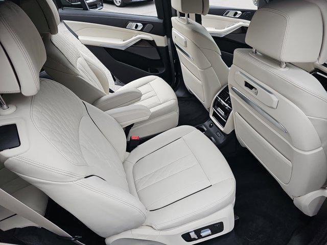 new 2025 BMW X7 car, priced at $98,125