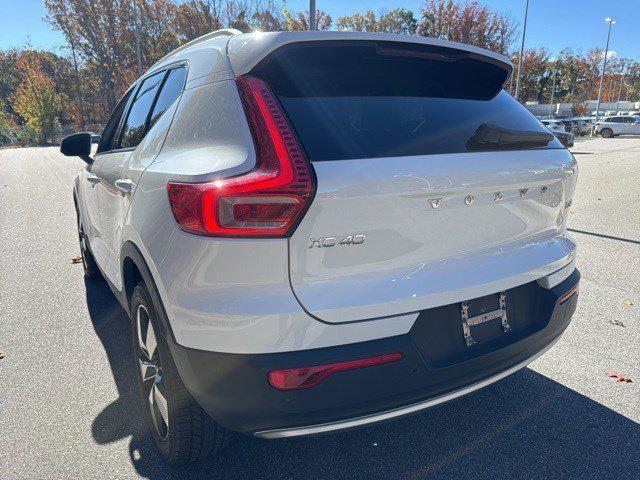 used 2020 Volvo XC40 car, priced at $25,951