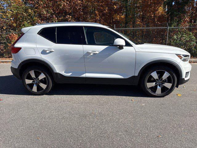 used 2020 Volvo XC40 car, priced at $25,951