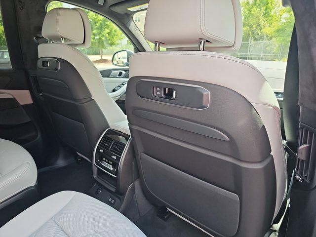 new 2026 BMW X7 car, priced at $94,335