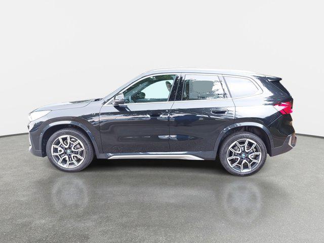 new 2025 BMW X1 car, priced at $48,075