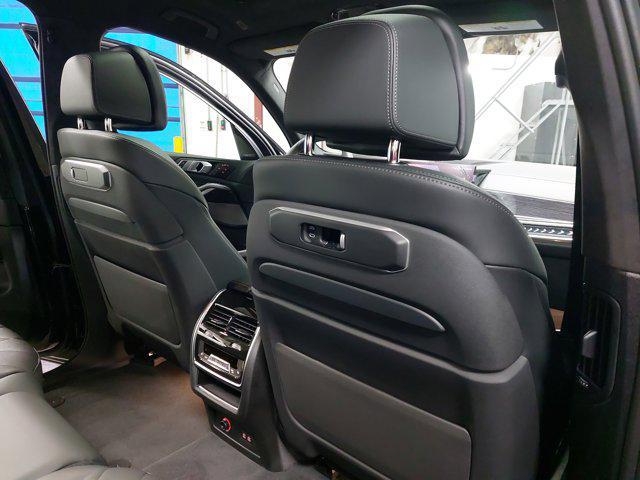 new 2026 BMW X7 car, priced at $99,575