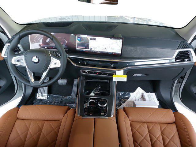 new 2026 BMW X7 car, priced at $90,275