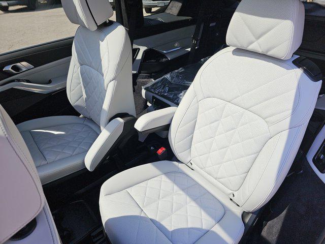 new 2026 BMW X7 car, priced at $94,335